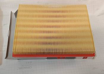 Filtr powietrza Opel Astra Zafira 1.4 1.6 benz  8671004479