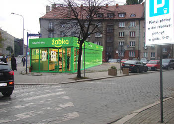 ścisłe c. Bytomia zbieg DK 11 i 94 pod paczkomat ,food truck