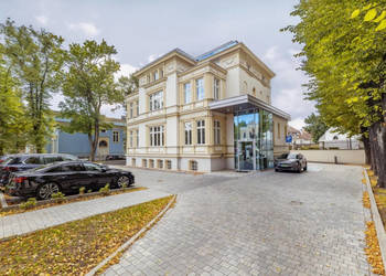 Nowoczesny biurowiec z parkingiem – centrum Szczecina, Wojska Polskiego 68