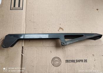 Honda CBR 125 JC 39 osłona łańcucha