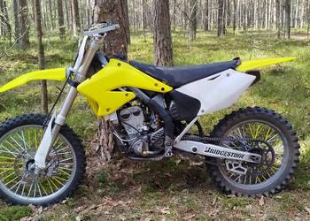 Suzuki RM-Z 250 4T Akrapowic