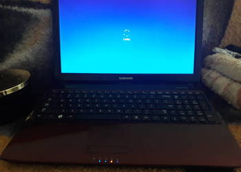 Sprzedam sprawny laptop Samsung R580
