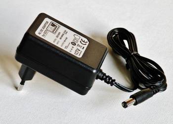 Zasilacz do CCTV , MW Power EB1809 , DC 9 V , 2 A , Ø 5,5/2,1