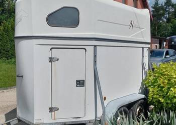 Przyczepa do przewozu dwóch koni DMC 1300 kg