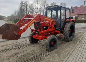 Case international 744