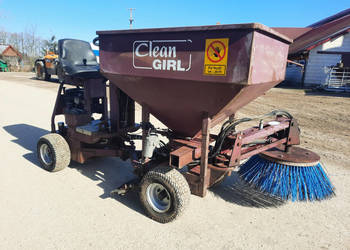 Zamiatarko ścielarka ze ściągaczką do obór i korytarzy CLEAN GIRL (Briggs …