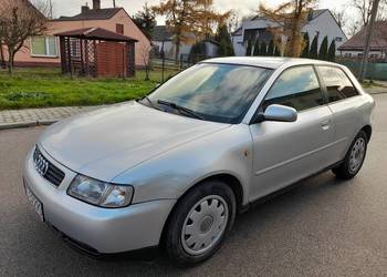 Audi A3 1.6 benzyna 101 konhi, klimatronik, klima sprawna,długie opłaty