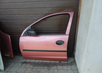 DRZWI LEWY PRZÓD OPEL CORSA C 5D Z591