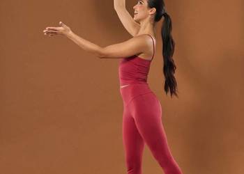 czerwone legginsy gym Sinsay