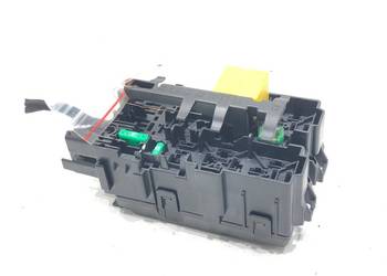 SKRZYNKA BEZPIECZNIKÓW OPEL CORSA F Hatchback 1.2 75KM MODUŁ