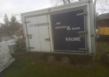 Przyczepa Humbaur izoterma,otwierana dwustronnie