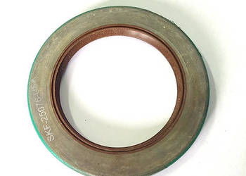 CR25076 Uszczelka olejowa SKF