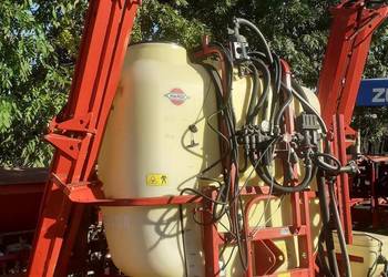Opryskiwacz Hardi Master 1000/12 Rozkładany hydraulicznie.
