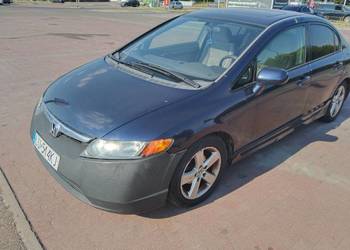 Fajna Honda Civic VIII climatronic
