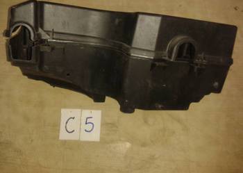 obudowa bezpieczników Citroen C 5 r.01-08  HDI