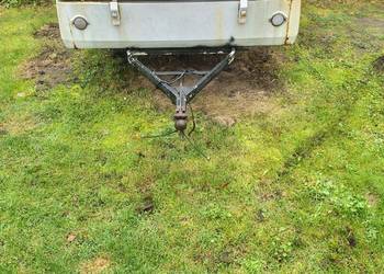 Przyczepka samochodowa