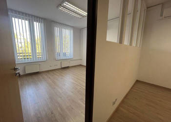 Wo wynajęcia przestronne biuro przy Armii Krajowej !