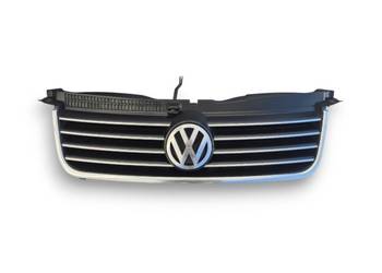 GRILL ATRAPA CHŁODNICY ZDERZAKA PRZÓD ŚRODKOWA VW PASSAT B5 FL 3B0853651L