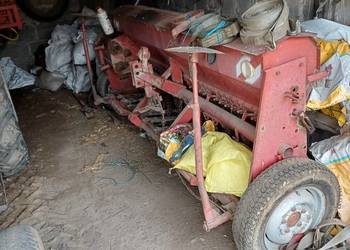 Sprzedam maszyny widoczne na zdjeciach