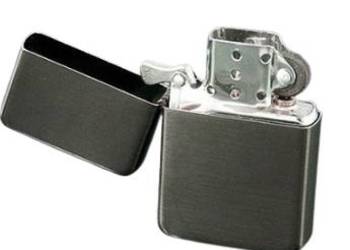 Zapalniczka Benzynowa Gentelo Tytanowa W Kolorze Tytanowym