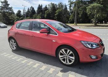 Opel astra j 2010 1.6 180 KM turbo mały przebieg zadbana