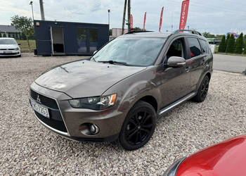 Mitsubishi Outlander Outlander 4x4 ładny stan Nowe Opony Hamulce HAK 2000k…
