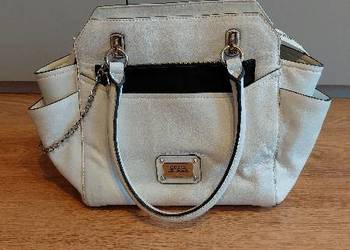 Torebka damska Guess oryginalna, pojemna, jasna