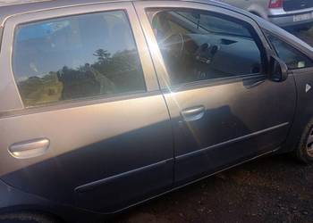 Drzwi  Prawe tył  Mitsubishi Colt VI 6 04- 11H do ZAŁOŻENIA