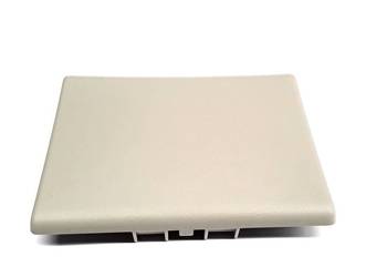 VOLVO XC90 II zaslepka miedzy fotelami 3 rzad OE 39835199