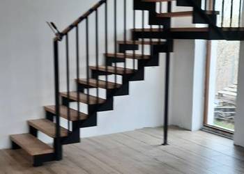 Schody konstrukcjia stalowa, barierki