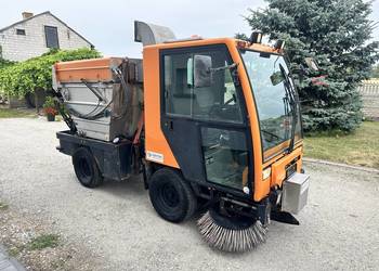Zamiatarka BUCHER CityCat 2000 z silnikiem pięciocylindrowym KUBOTA