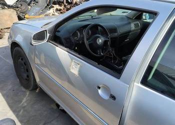 DRZWI LEWE PRZÓD VOLKSWAGEN GOLF IV LA7W