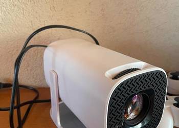 Projektor multimedialny
