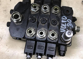 Rozdzielacz ładowarki Volvo L30
