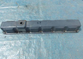 Pokrywa zaworów Ford New Holland