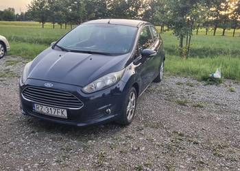Ford fiesta super stan z gazem