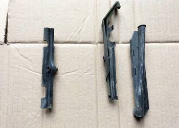 AUDI 80 B3 B4  SEDAN USZCZELKA RYNIENKA OSŁONA PRZEWODU SPRYSKIWACZY KLAPY