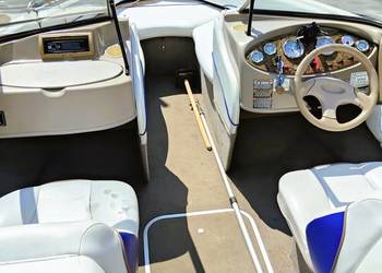 SPRZEDAM ŁÓDŹ MOTOROWĄ BAYLINER