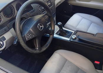 Zamienię Mercedesa W204 2.2 CDI (2008) na MINI Coopera 1.6 Diesel | Okolice