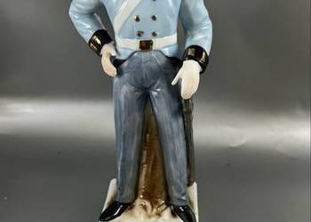 Porcelanowa figurka żołnierza