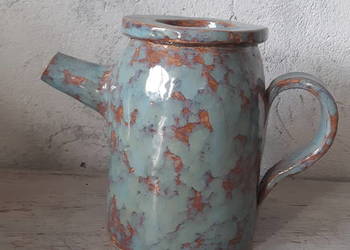 Dzbanek ceramiczny ręcznie wykonany.