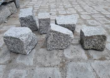 Kostka granitowa  cięto - łupana