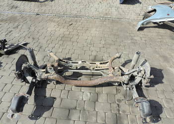 VW PASSAT B6 KOMBI 05- 2.0 TDI BELKA ZAWIESZENIA TYŁ