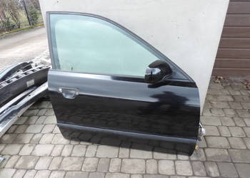 AUDI A4 B5 SEDAN DRZWI PRAWE PRZEDNIE