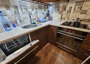 2pok, 39met, Okolice Salezjańskiej PIWNICA/WINDA (Wrocław)