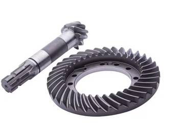 Wałek atakujący z kołem 8x36, 8/36 przekładnia kątowa Massey Ferguson 37640