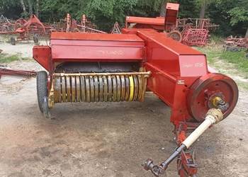 Prasa kostkująca New Holland Super 65