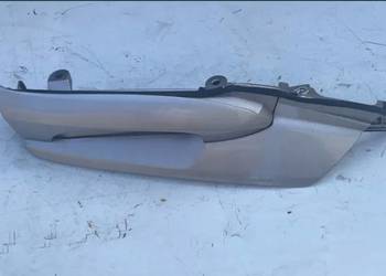 osłona obudowa rączka prawa Suzuki AN 250 Burgman 99-02 K1