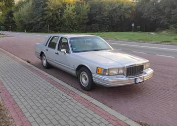 Lincoln town car Signature Series 5,0 b+g sprawny zarejestrowany