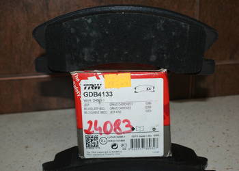 GDB4133 - TRW - KLOCKI HAMULC. JEEP GRAND CHEROKEE II 02-